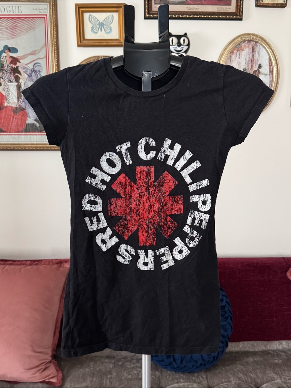Red Hot Chili Peppers Black Graphic Tee - Band Logo